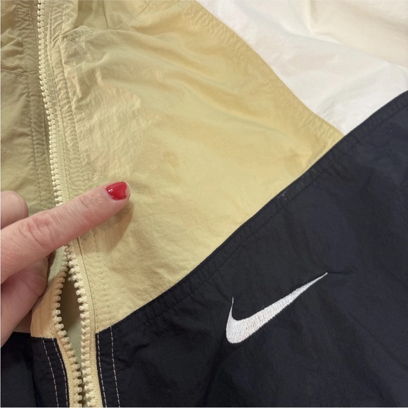Nike Reissue 1996 Windbreaker Jacket Colorblock White Tan Black L - Picture 14 of 15